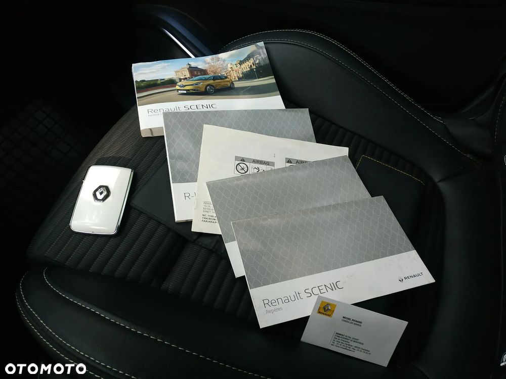 Renault Scenic TCe 140 GPF EDC BOSE EDITION - 9