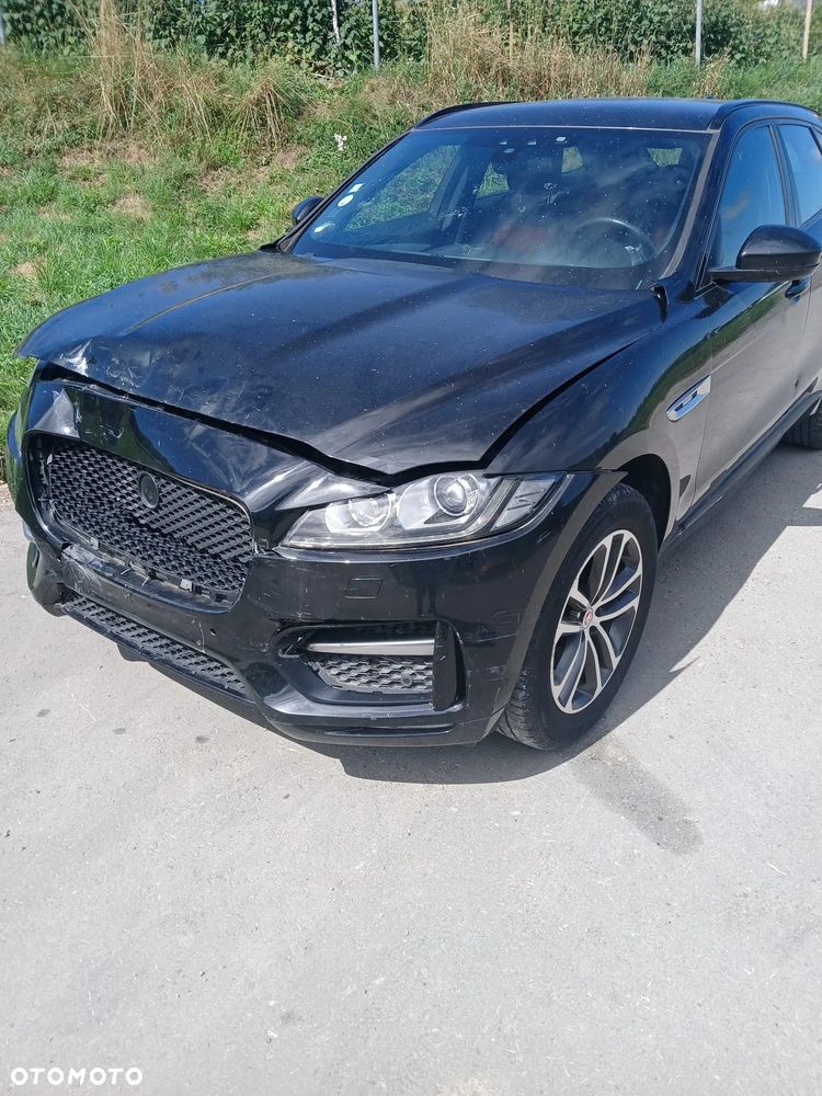 Jaguar F-Pace 20d R-Sport - 1