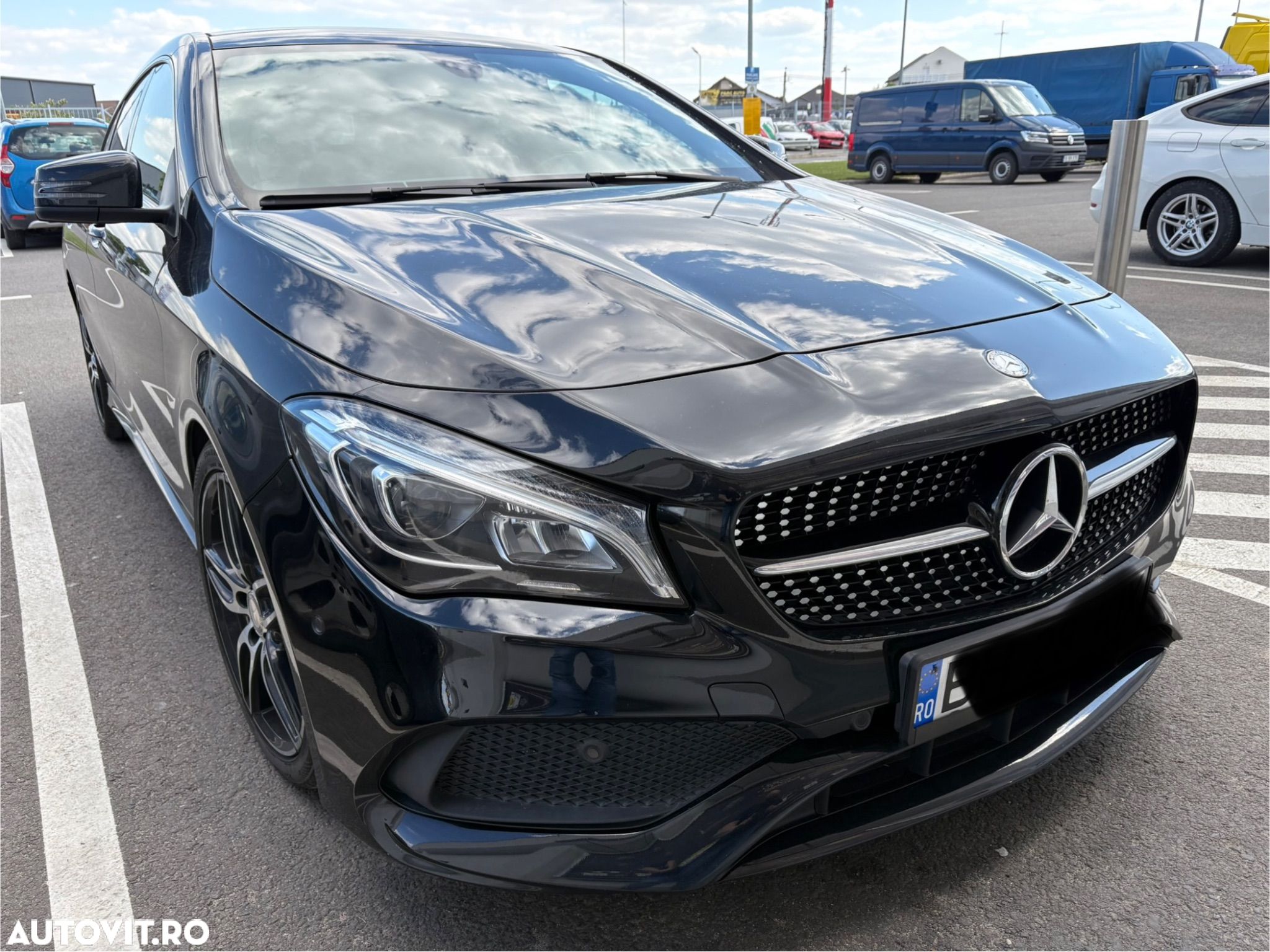 Mercedes-Benz CLA - 1