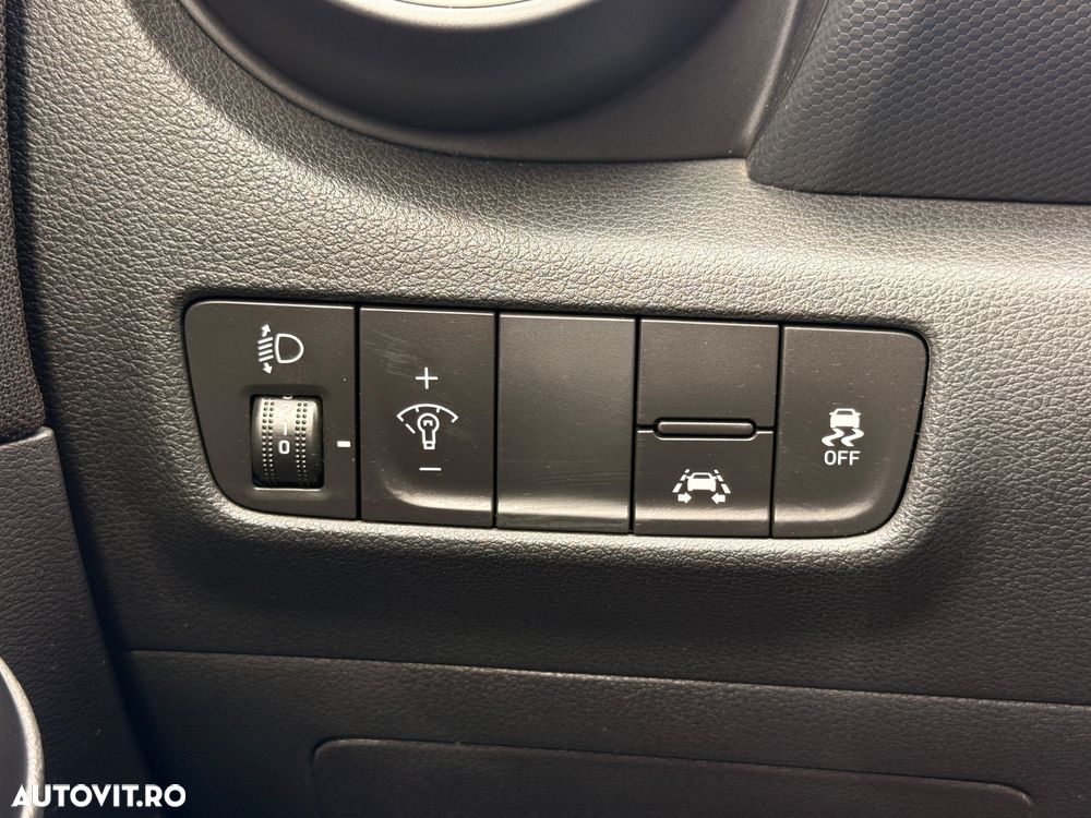 Hyundai KONA 1.0 T-GDI 120 CP 6MT 2WD Highway - 19