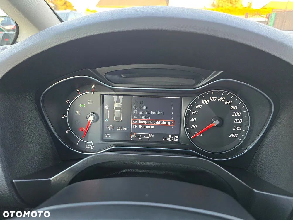 Ford S-Max 2.0 TDCi DPF Titanium X - 27