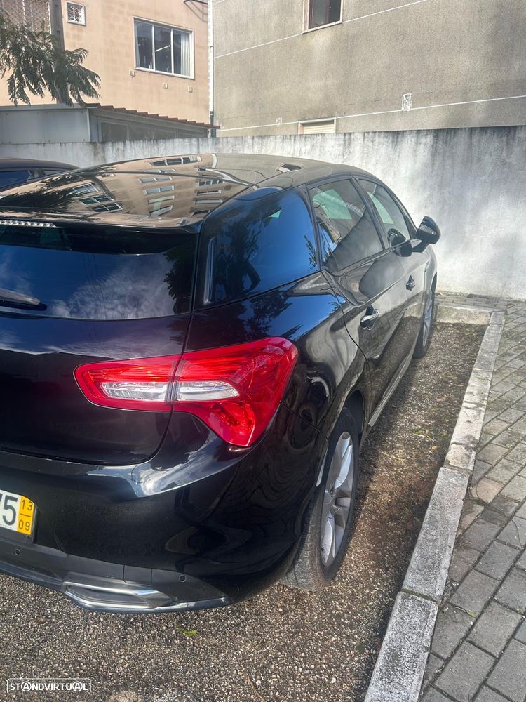 Citroën DS5 2.0 HDi Hybrid4 So Chic CMP6 - 3