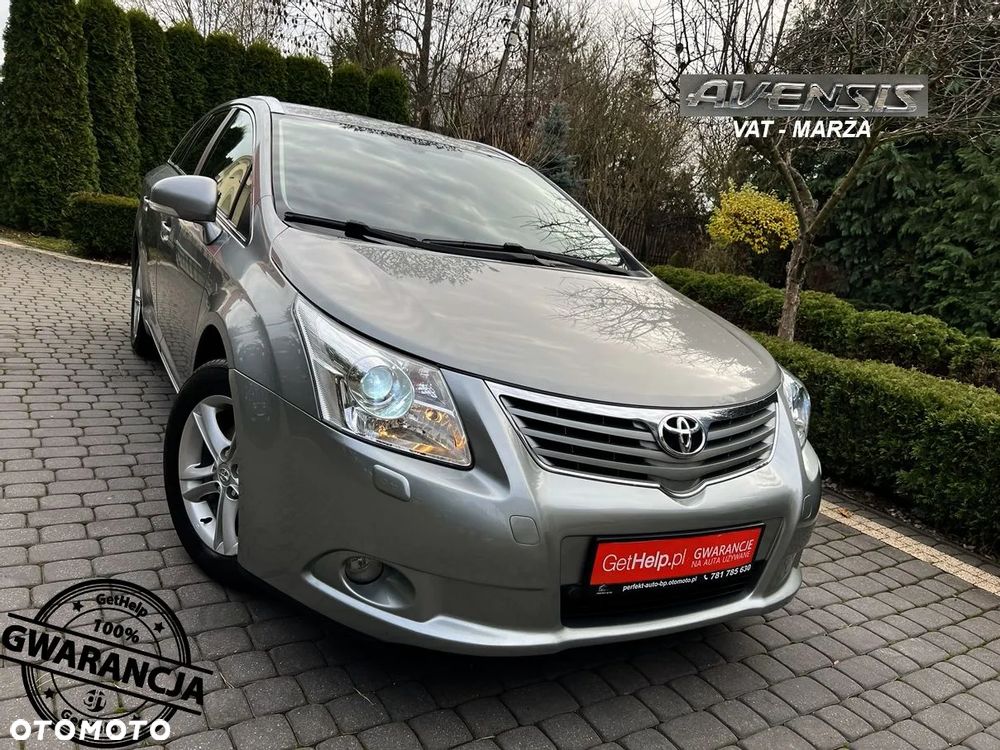 Toyota Avensis Combi 1.8 Multidrive S Executive - 1