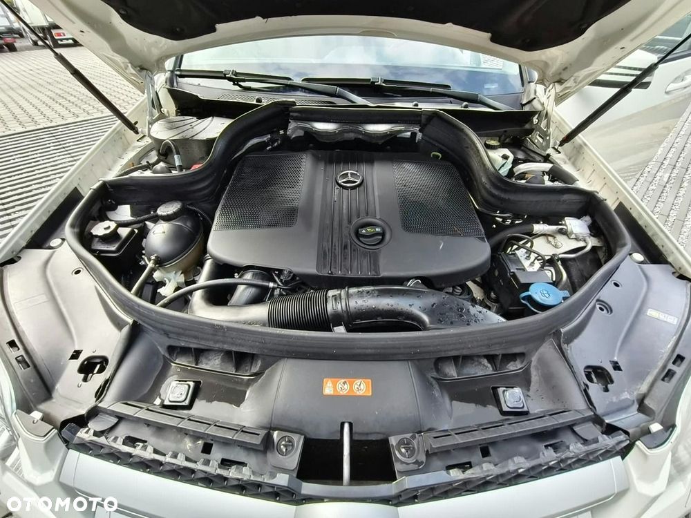 Mercedes-Benz GLK - 22
