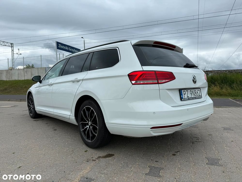 Volkswagen Passat - 21