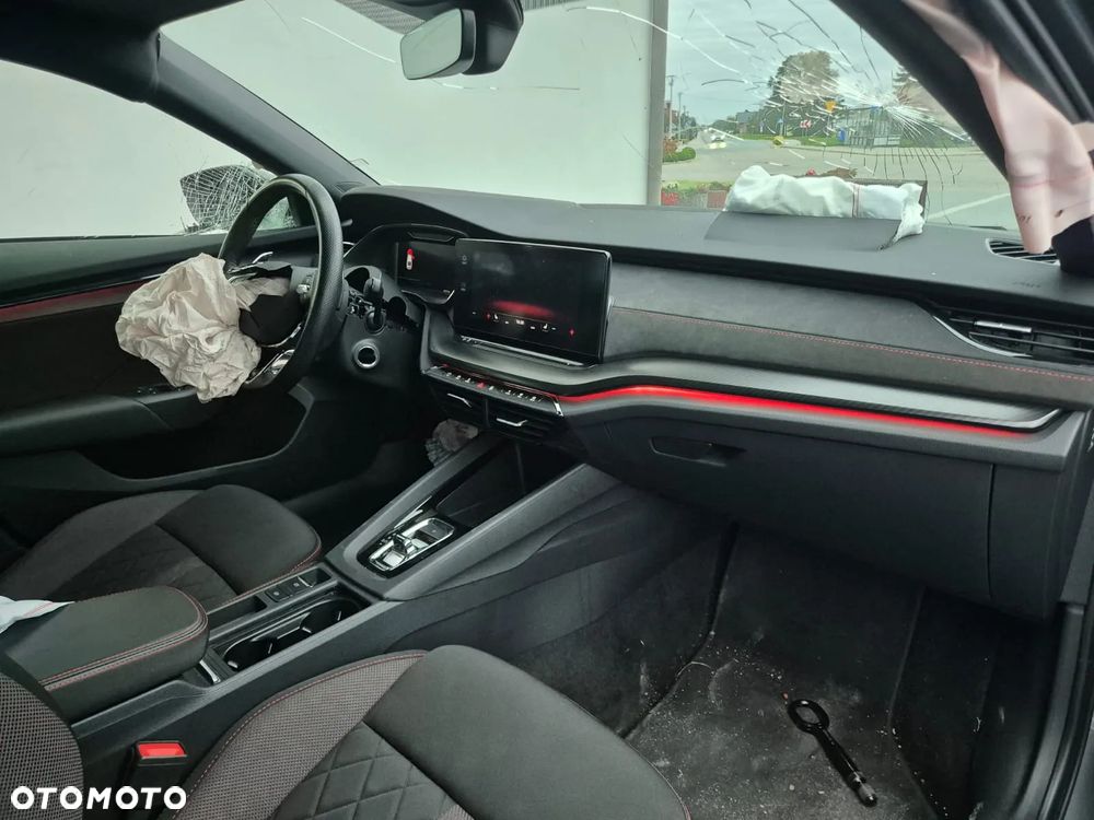 Skoda Octavia 2.0 TSI RS DSG - 9