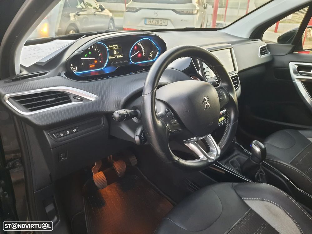Peugeot 2008 1.6 BlueHDi Allure - 22