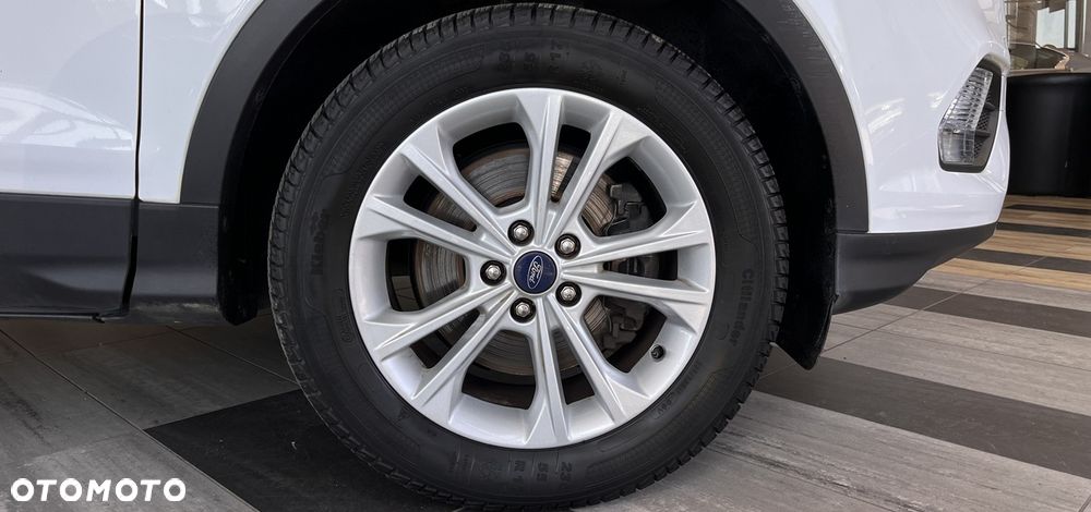 Ford Kuga 2.0 TDCi 4x2 Titanium - 8