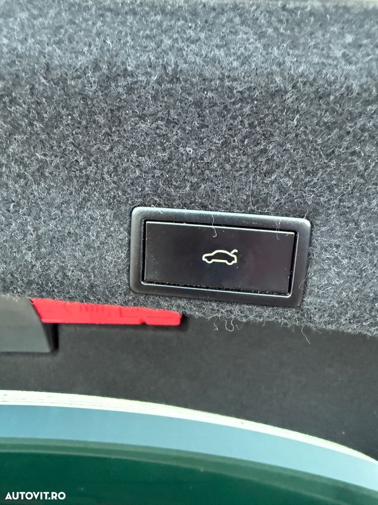 Volkswagen Passat Variant 1.8 TSI DSG Highline - 8