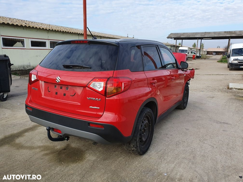 Spoiler bară spate Suzuki Vitara all grip 2017 - 3