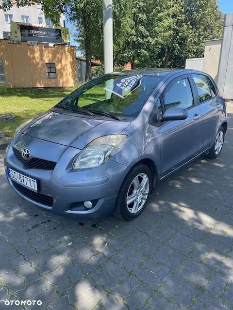 Toyota Yaris 1.4 D-4D Sol - 1