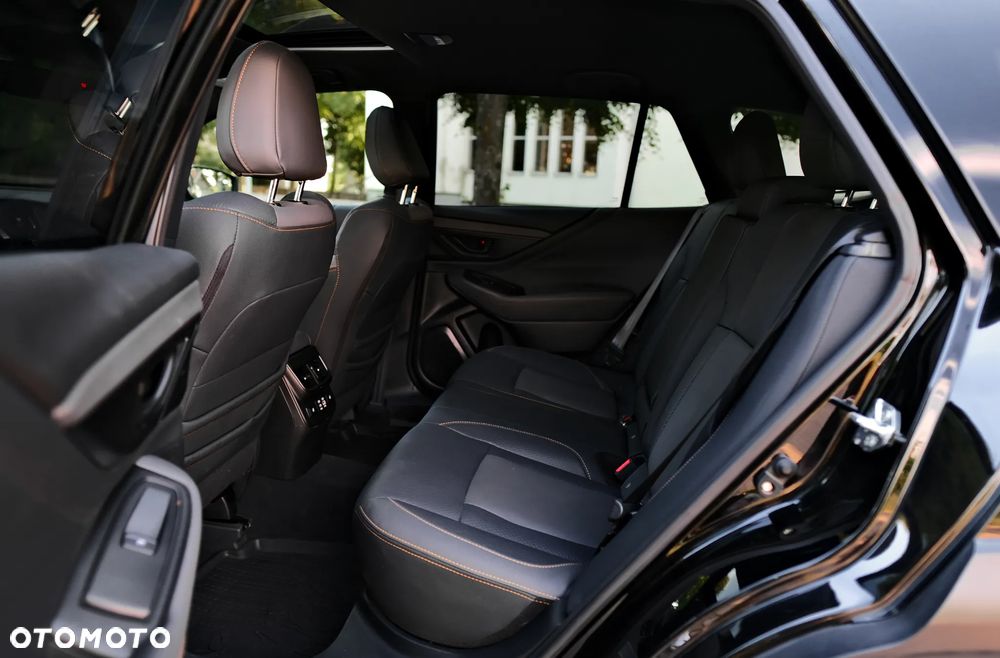 Subaru Outback - 32