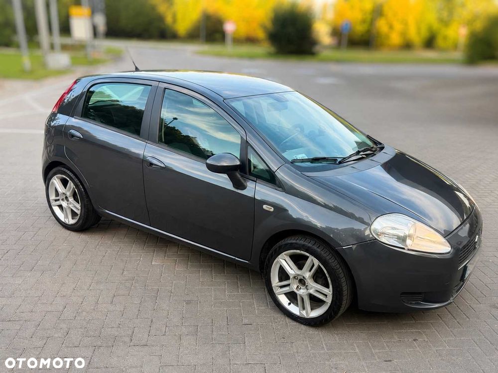 Fiat Grande Punto - 7