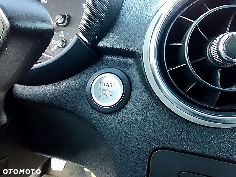 Audi A1 3-drzwiowe 1.2 TFSI S line Sportpaket - 27