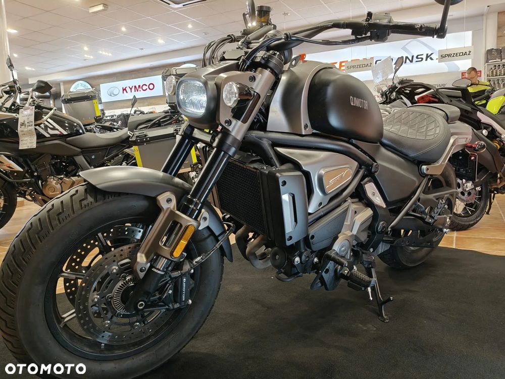QJmotor SRV 700
