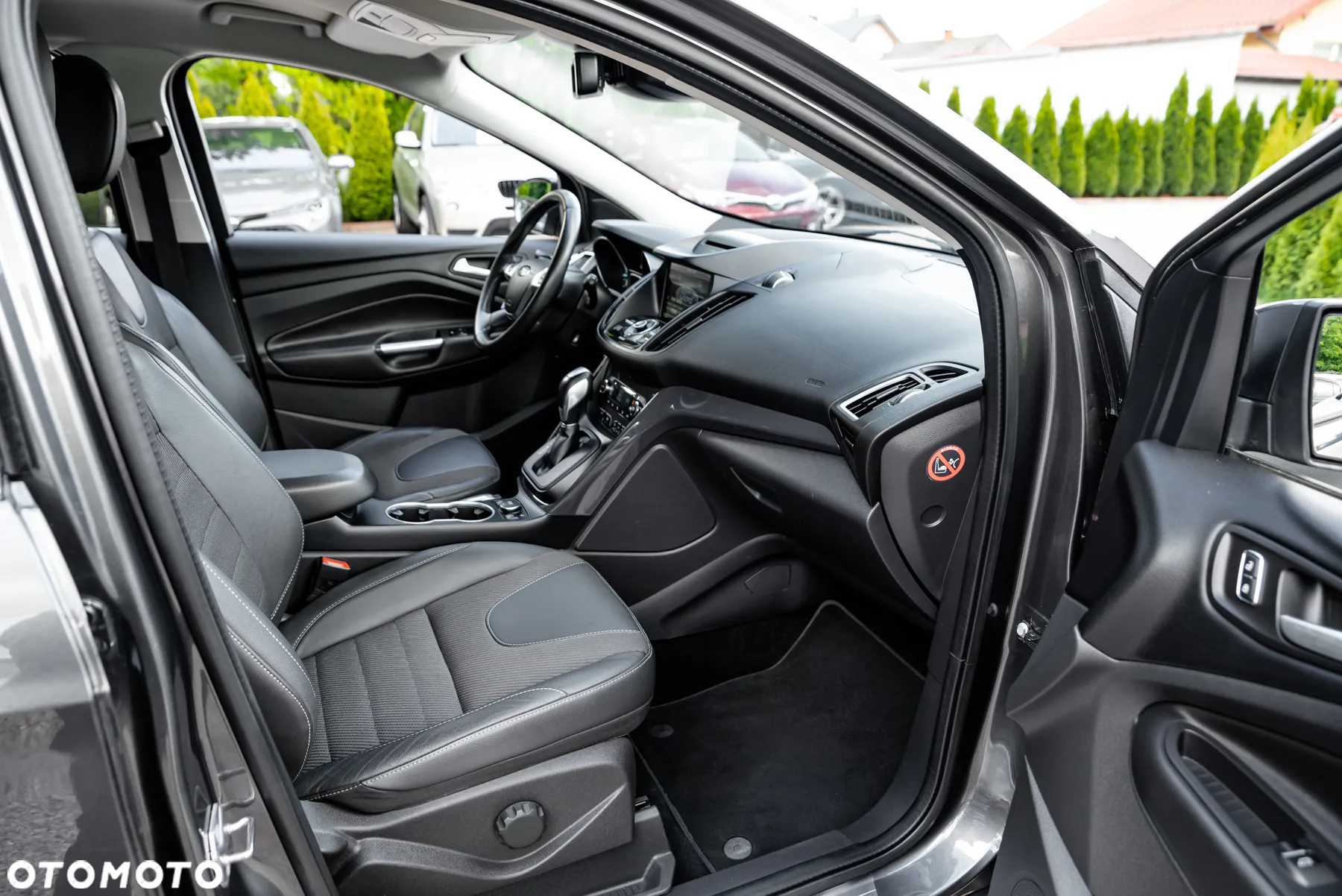Ford Kuga - 22