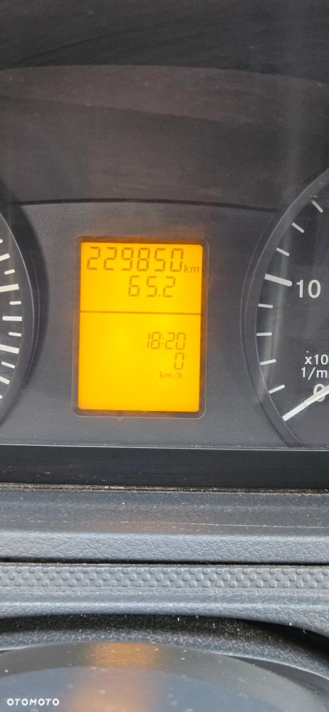 Mercedes-Benz Vito - 13
