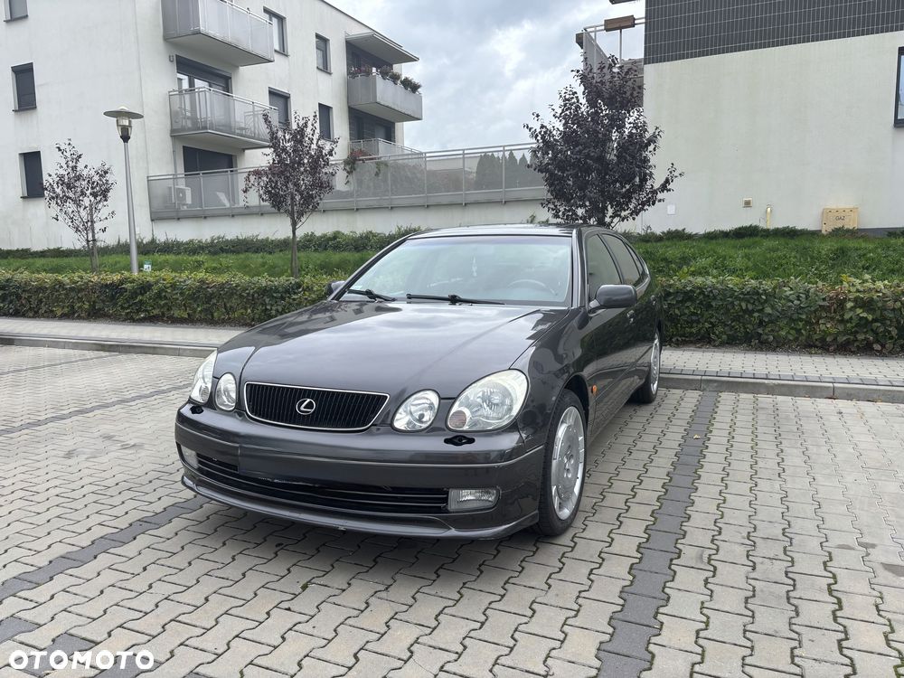 Lexus GS - 1