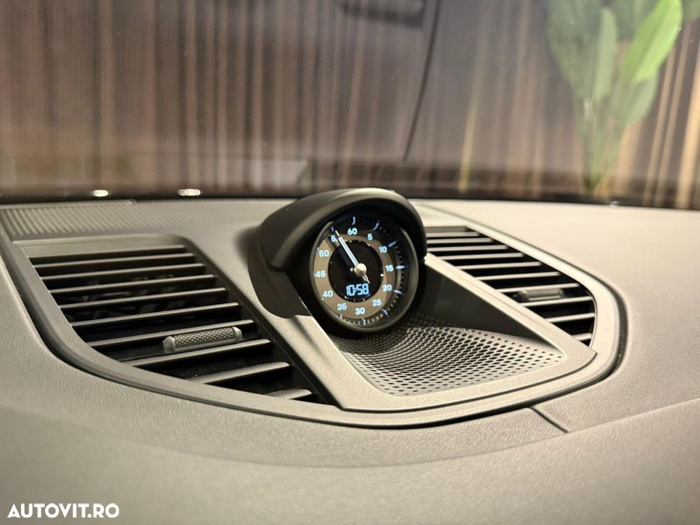 Porsche Panamera - 30