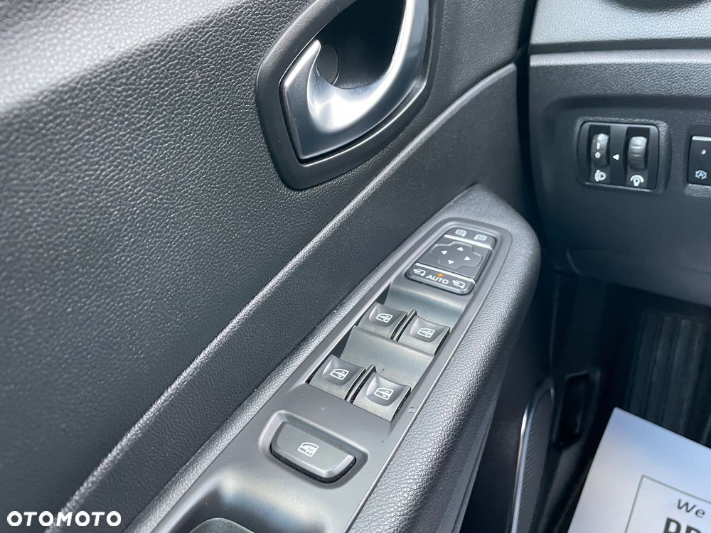 Renault Captur - 28