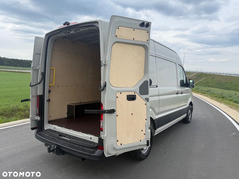 Volkswagen CRAFTER - 11