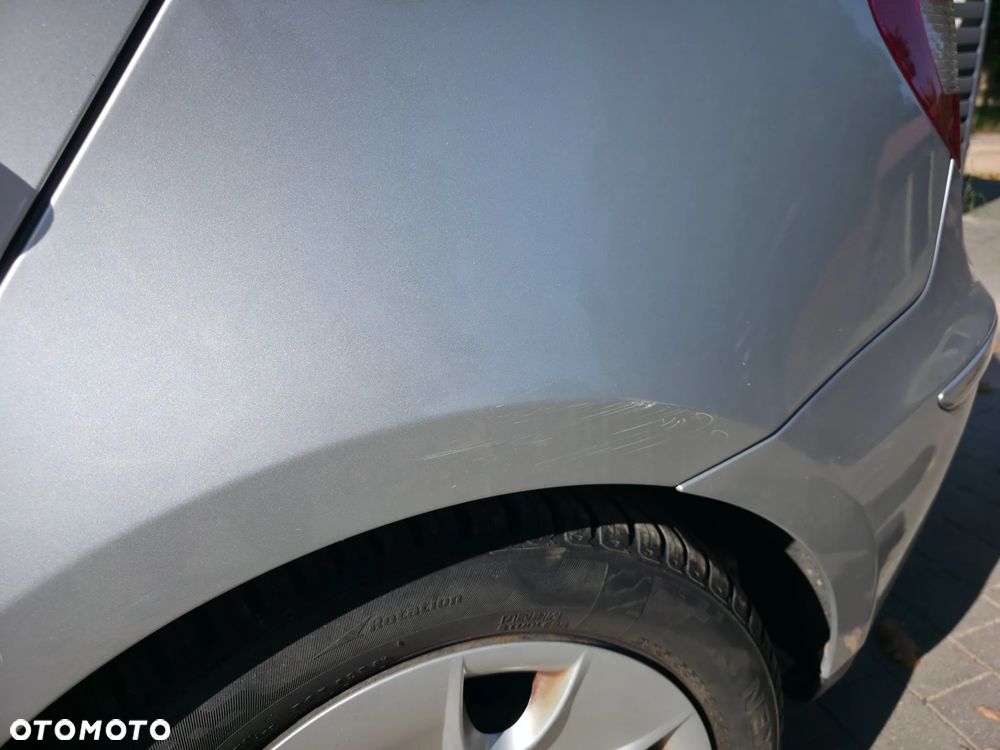 BMW Seria 1 116i - 13