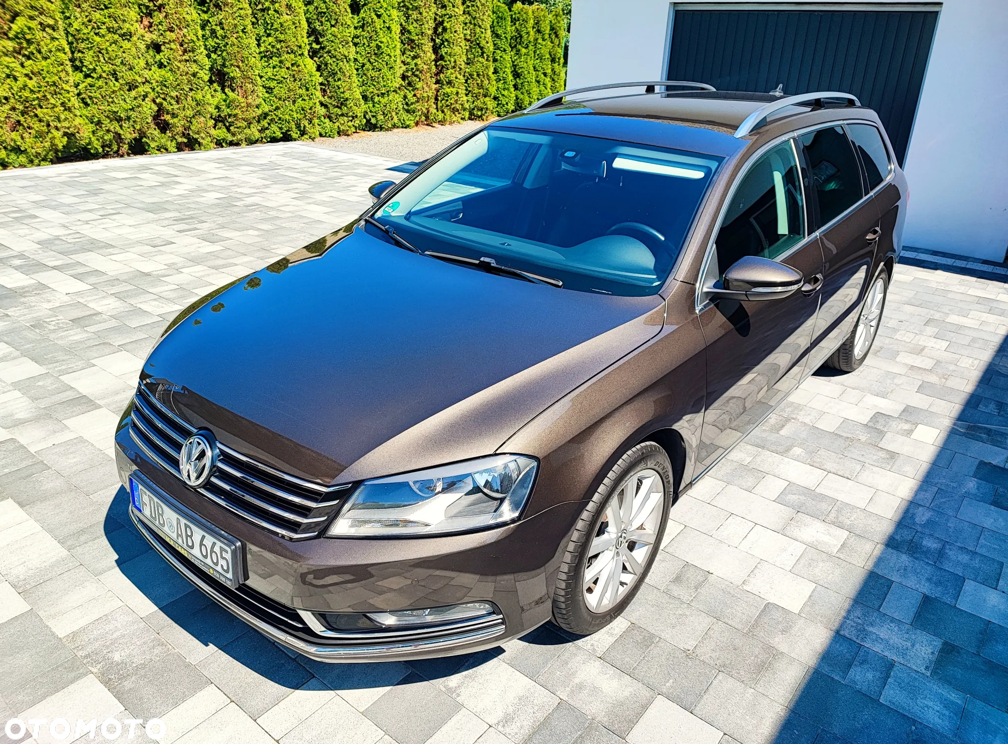 Volkswagen Passat Variant 2.0 TDI BlueMotion Technology Highline - 9