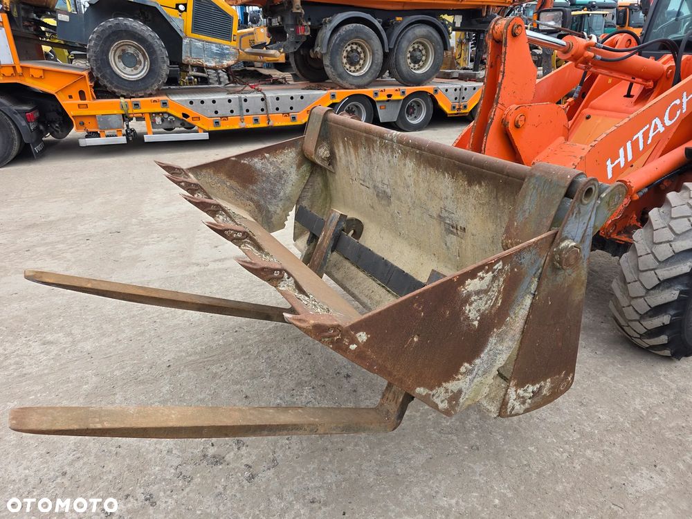 Hitachi ZW75 6500 kg Krokodyl +Widly - 9