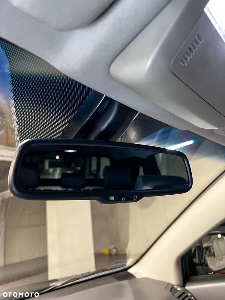 Chevrolet Captiva - 21