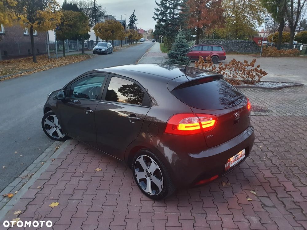 Kia Rio 1.4 XL Business Line - 6