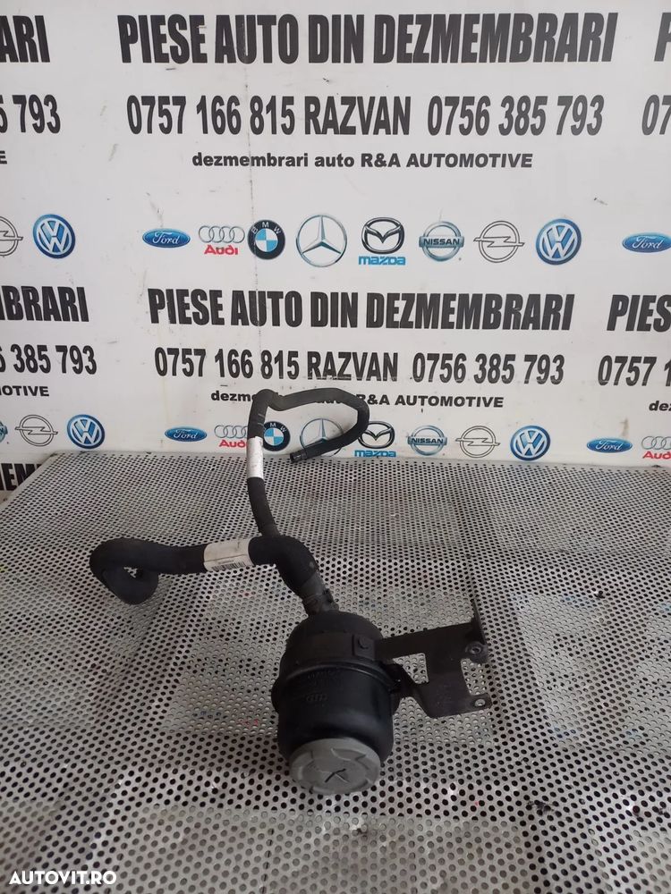 Bidonas Vas Lichid Ulei Servo Servodirectie Audi A8 4H D4 3.0 Tdi An 2010-2011-2012-2013-2014-2015-2016-2017 Dezmembrez Audi A8 4H D4 Volan Stanga 3.0 Tdi Quattro Motor CDT Cutie MXU - Dezmembrari Arad - 1