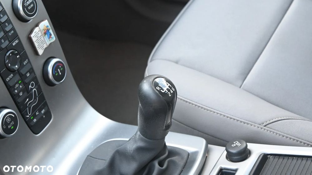 Volvo S40 2.0D Kinetic - 32