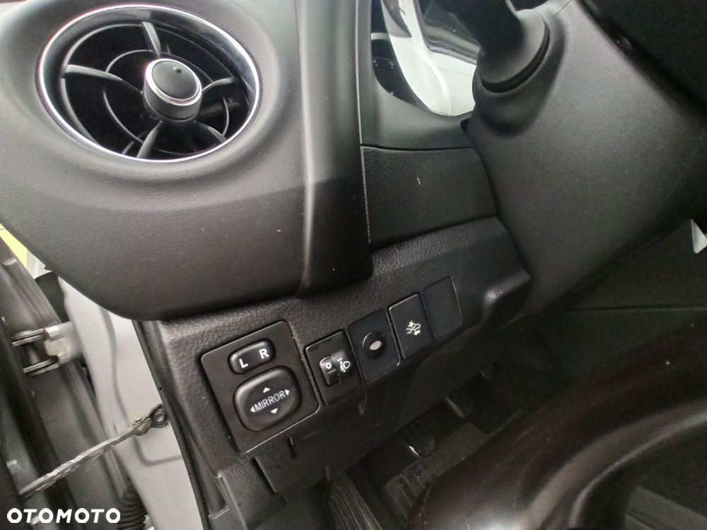 Toyota Corolla - 18