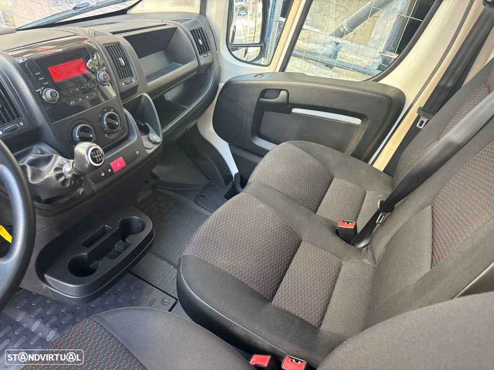 Peugeot Boxer 2.2 BlueHDi 120cv L3 H3 - IVA DEDUTÍVEL - 23
