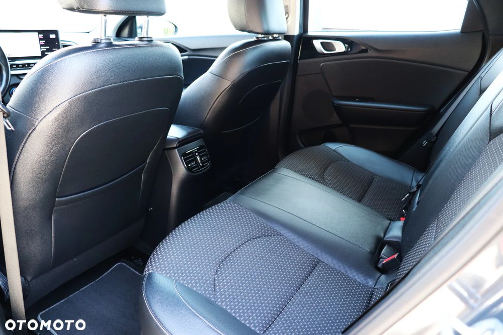 Kia XCeed 1.6 GDI DCT6 OPF PLATINUM - 20