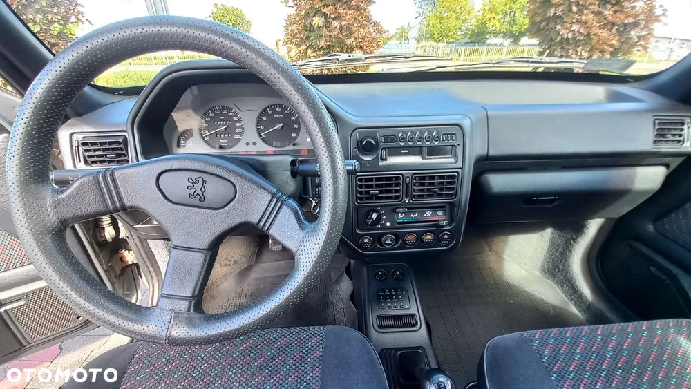 Peugeot 106 - 5