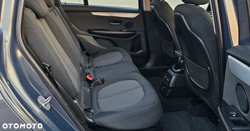 BMW Seria 2 216d Gran Tourer Luxury Line - 9