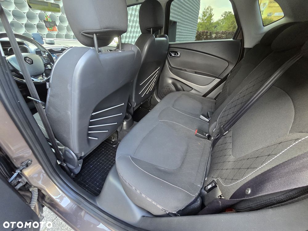Renault Captur 1.2 TCe Helly Hansen EDC - 15