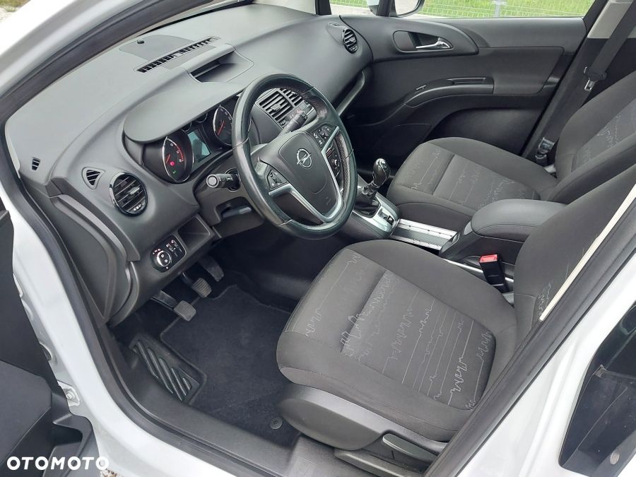 Opel Meriva 1.4 T Cosmo S&S - 13