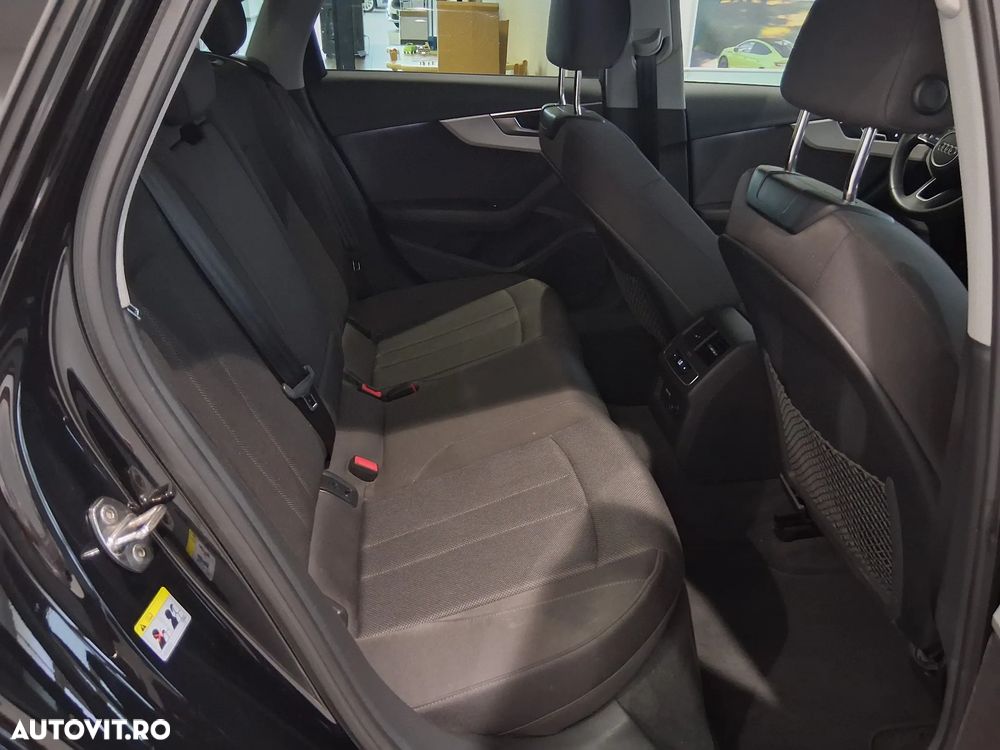 Audi A4 Limuzina 35 TFSI S tronic MHEV Advanced - 39