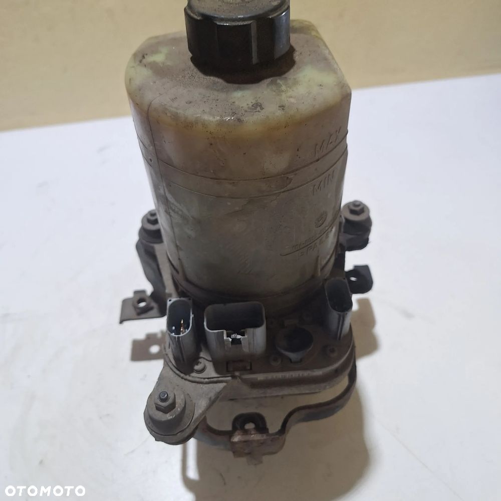 POMAPA WSPOMAGANIA FORD FOCUS C-MAX 4M513K514AD 4M513K514AD - 5