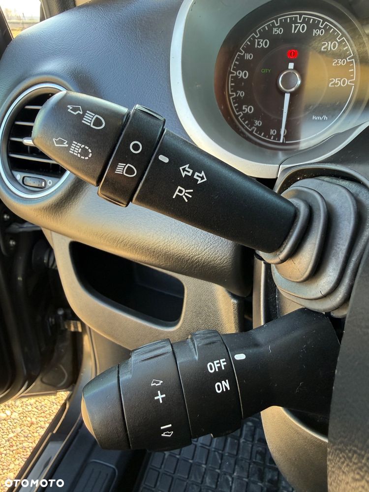 Lancia Delta 2.0 MultiJet 16v Oro - 21