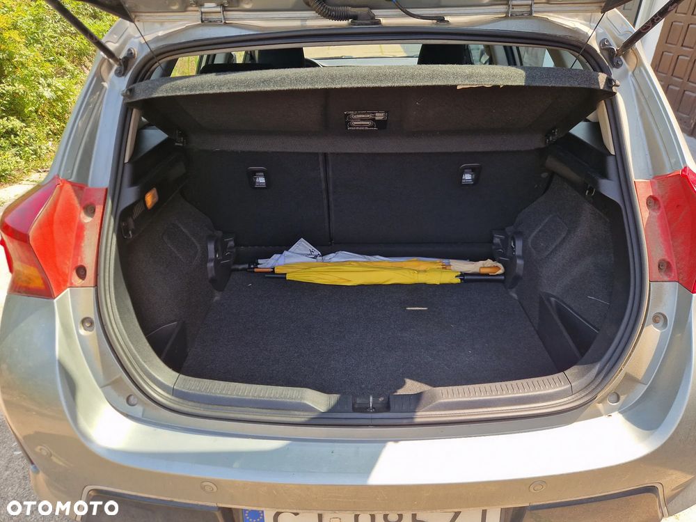 Toyota Auris 1.4 D-4D Premium + EU5 - 14
