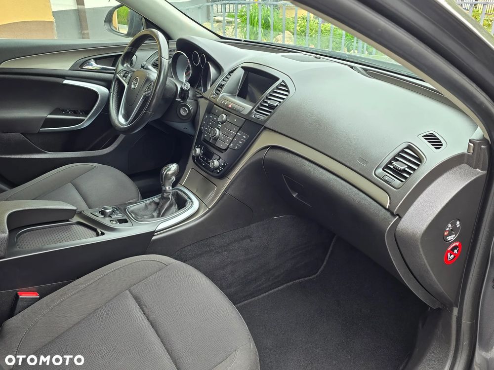 Opel Insignia 1.6 Turbo Cosmo - 24