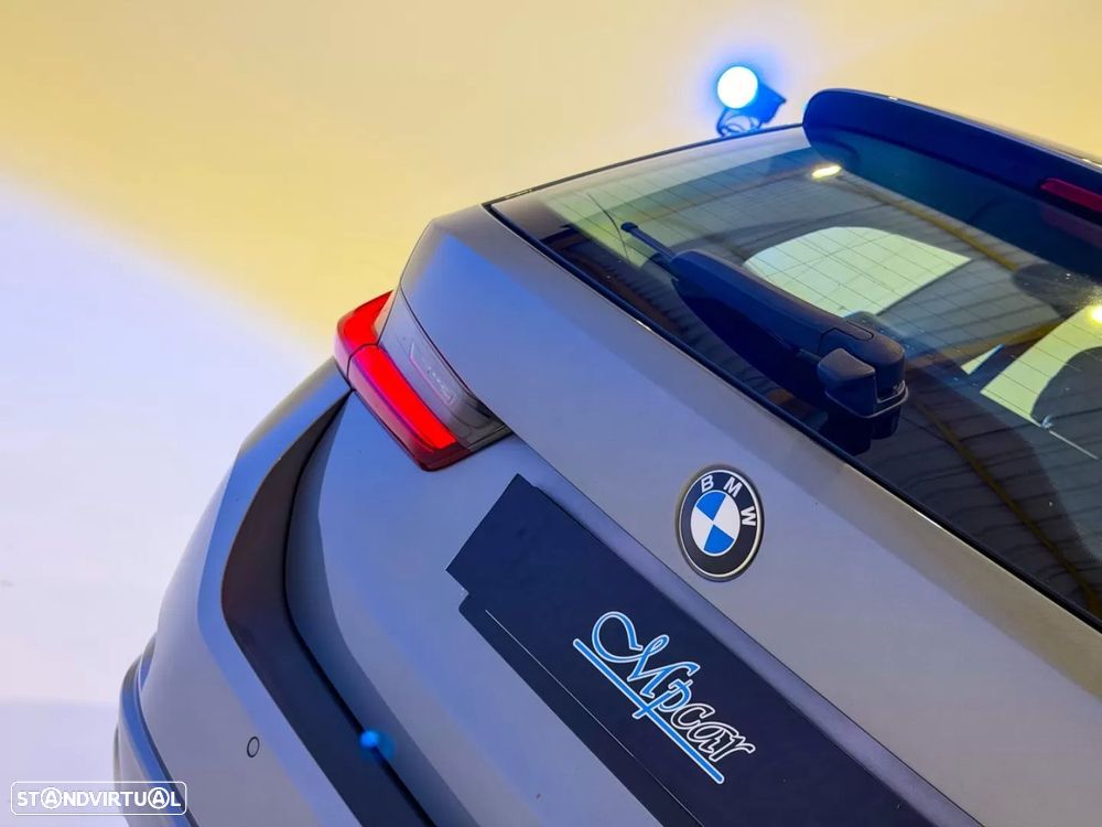 BMW 320 d Line Luxury Auto - 4
