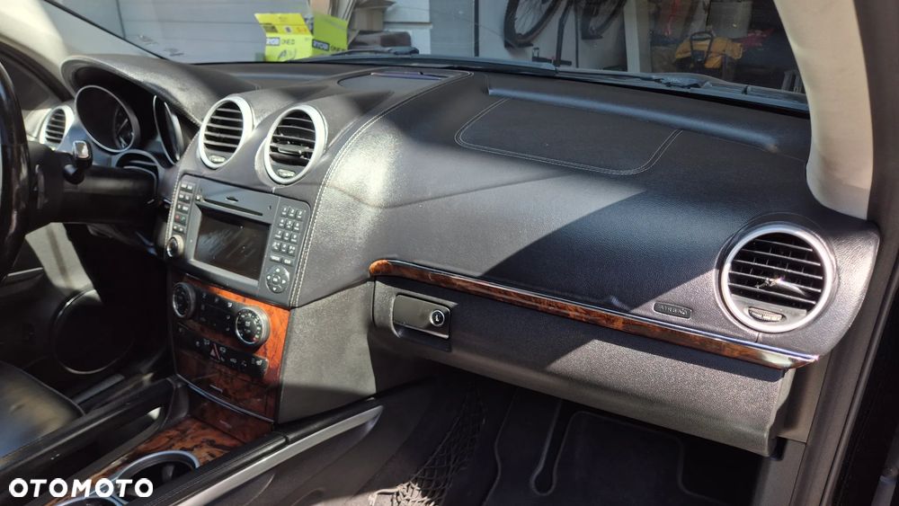 Mercedes-Benz GL 450 4Matic 7G-TRONIC - 12