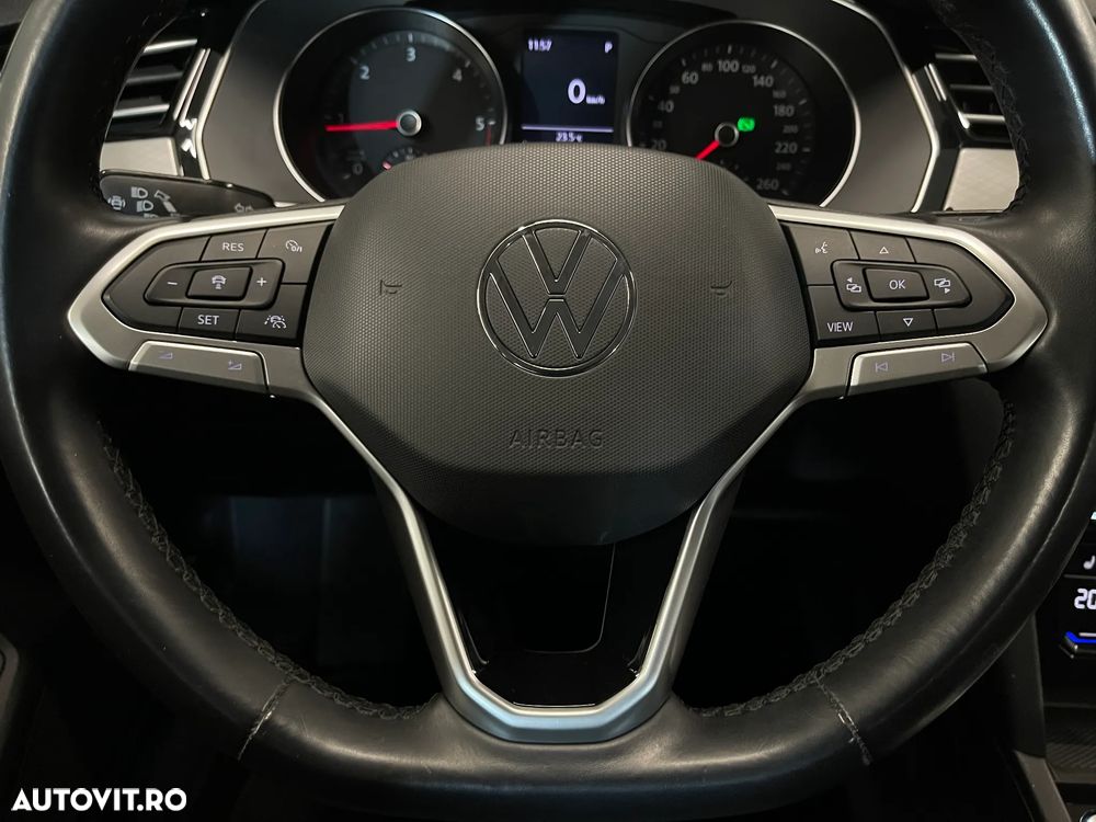 Volkswagen Passat 2.0 TDI DSG Comfortline - 21