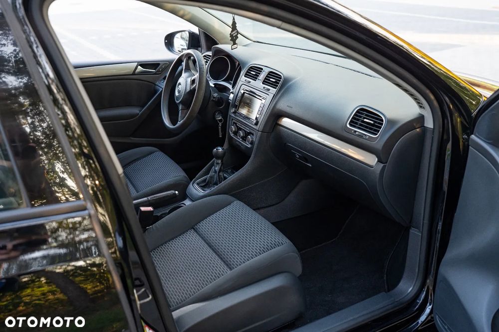 Volkswagen Golf VI 1.6 Comfortline - 10