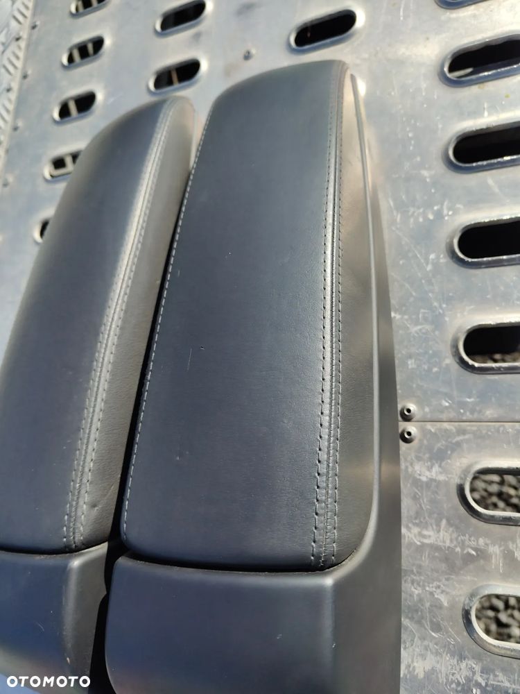 AUDI A8 D3 PODŁOKIETNIK Czarna Skóra Jak Nowa podwójny Idealny Stan - 3