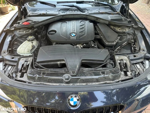 BMW Seria 3 318d - 11